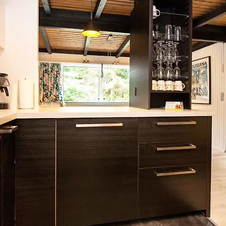 Three-bedroom Holiday In 3