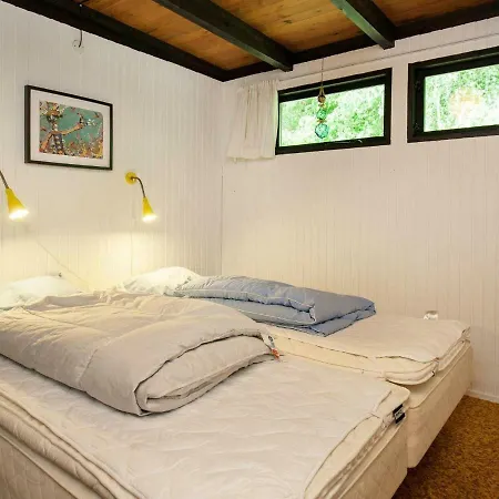 Three-bedroom Holiday In 3